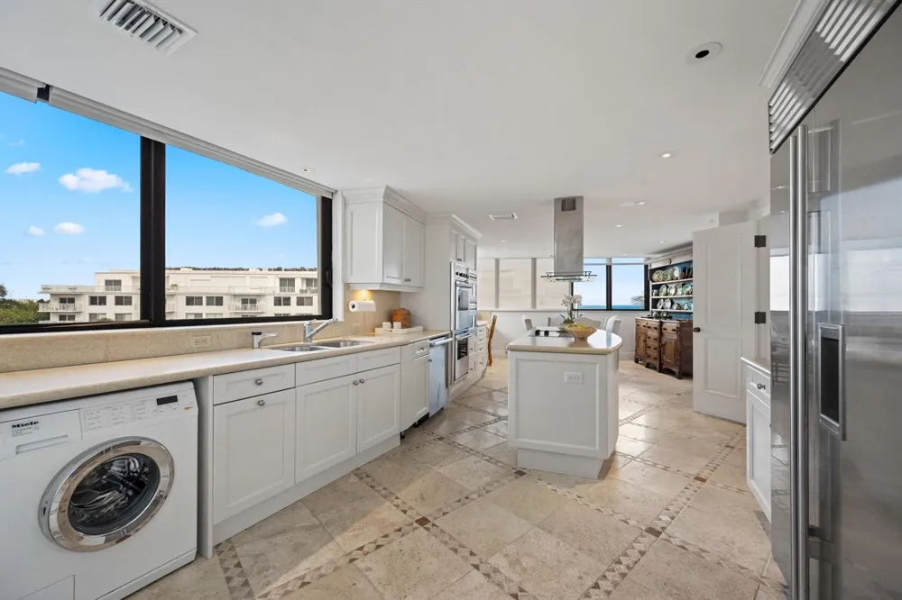 150 Ocean Boulevard #Ph 3 Palm Beach, FL 33480