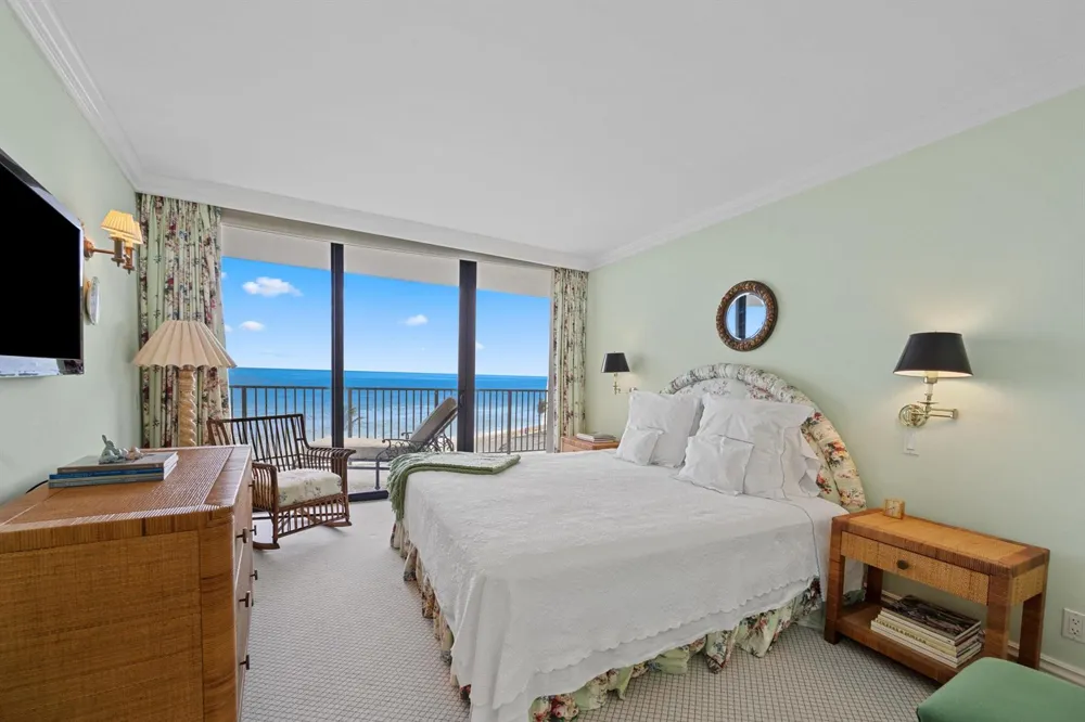 150 Ocean Boulevard #Ph 3 Palm Beach, FL 33480