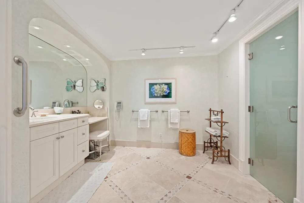 150 Ocean Boulevard #Ph 3 Palm Beach, FL 33480