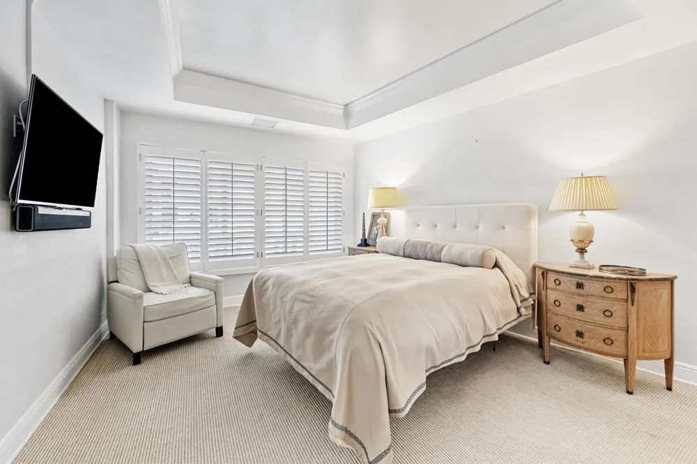 300 S Ocean Boulevard #4f Palm Beach, FL 33480