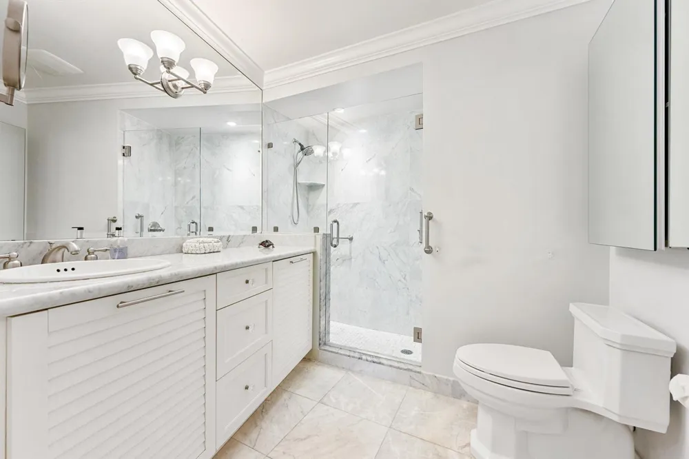 300 S Ocean Boulevard #4f Palm Beach, FL 33480