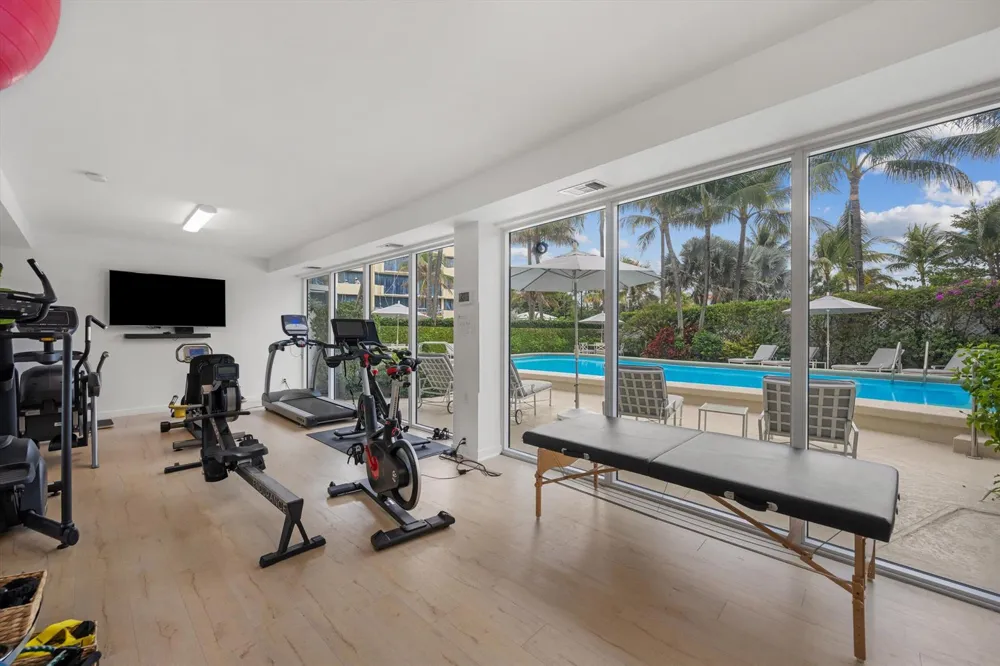 300 S Ocean Boulevard #4f Palm Beach, FL 33480