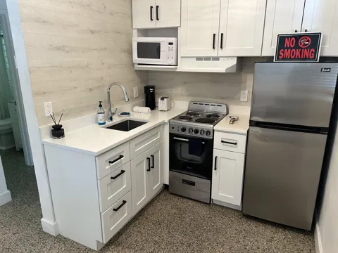 1258 Beach Road #7