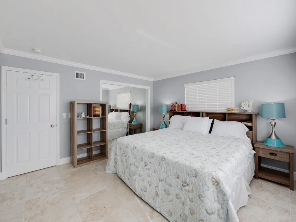 1236 Beach Road #4 Singer Island, FL 33404