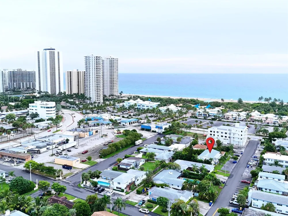 1236 Beach Road #4 Singer Island, FL 33404