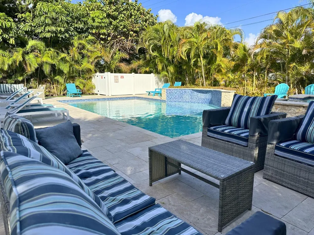 1236 Beach Road #4 Singer Island, FL 33404