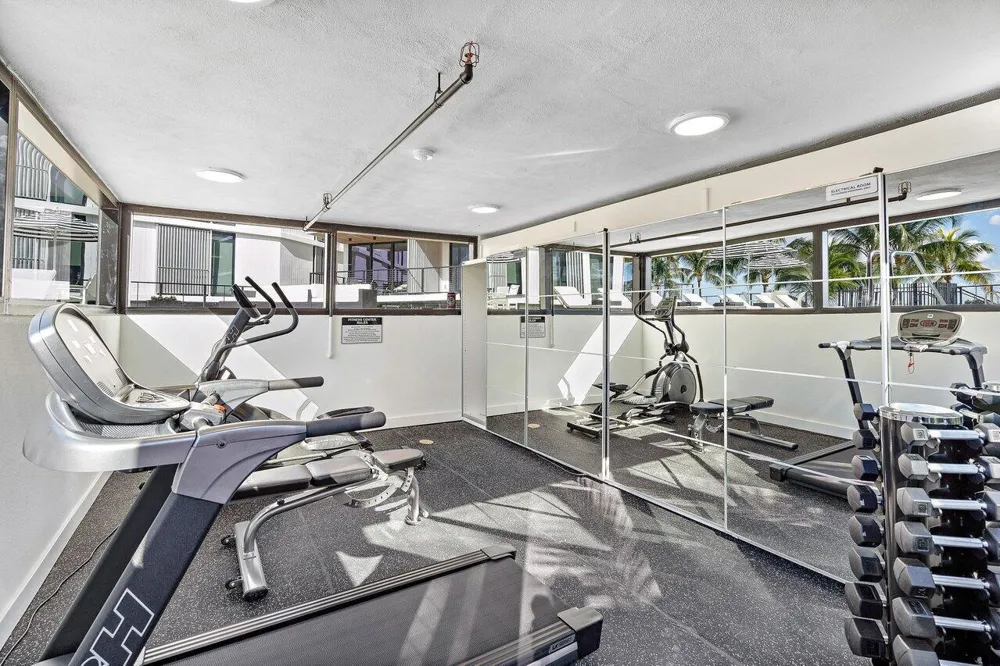 106 Inlet Way #304 Palm Beach Shores, FL 33404