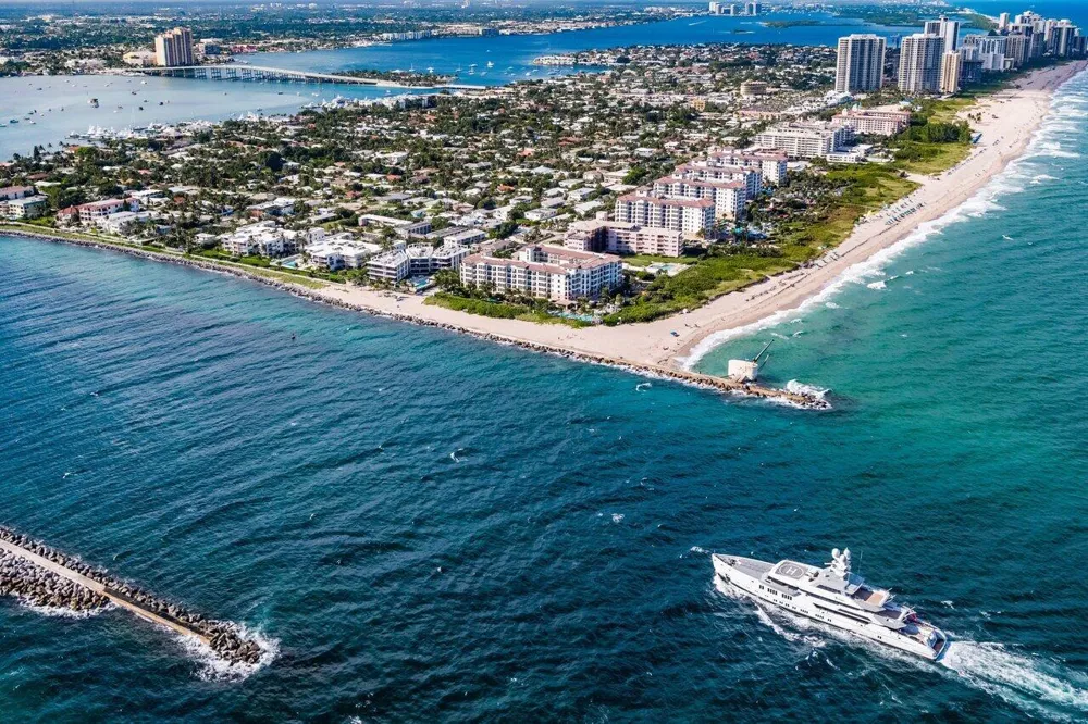 106 Inlet Way #304 Palm Beach Shores, FL 33404