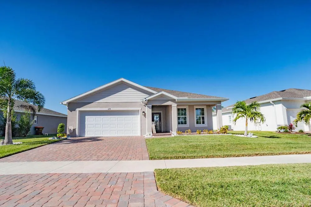 4198 Keeson Circle Vero Beach, FL 32967
