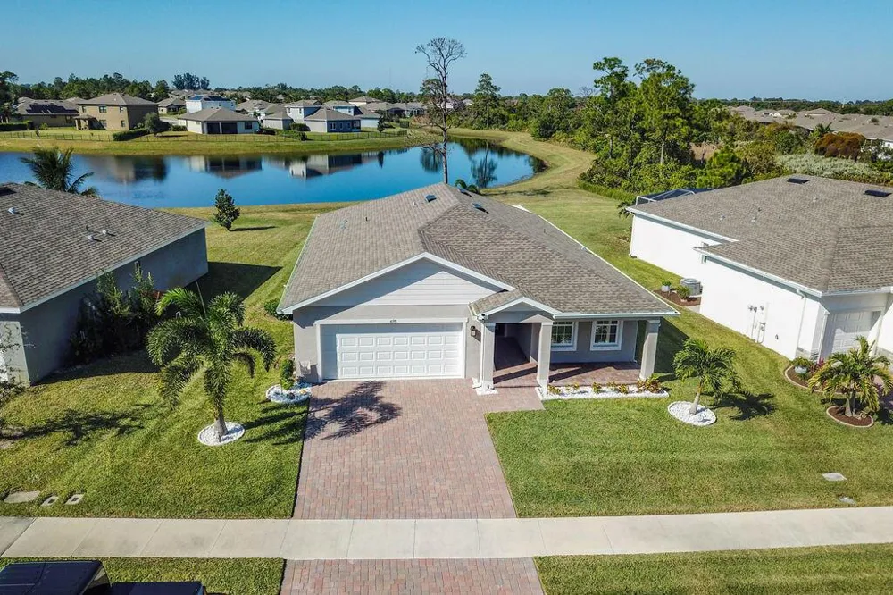4198 Keeson Circle Vero Beach, FL 32967