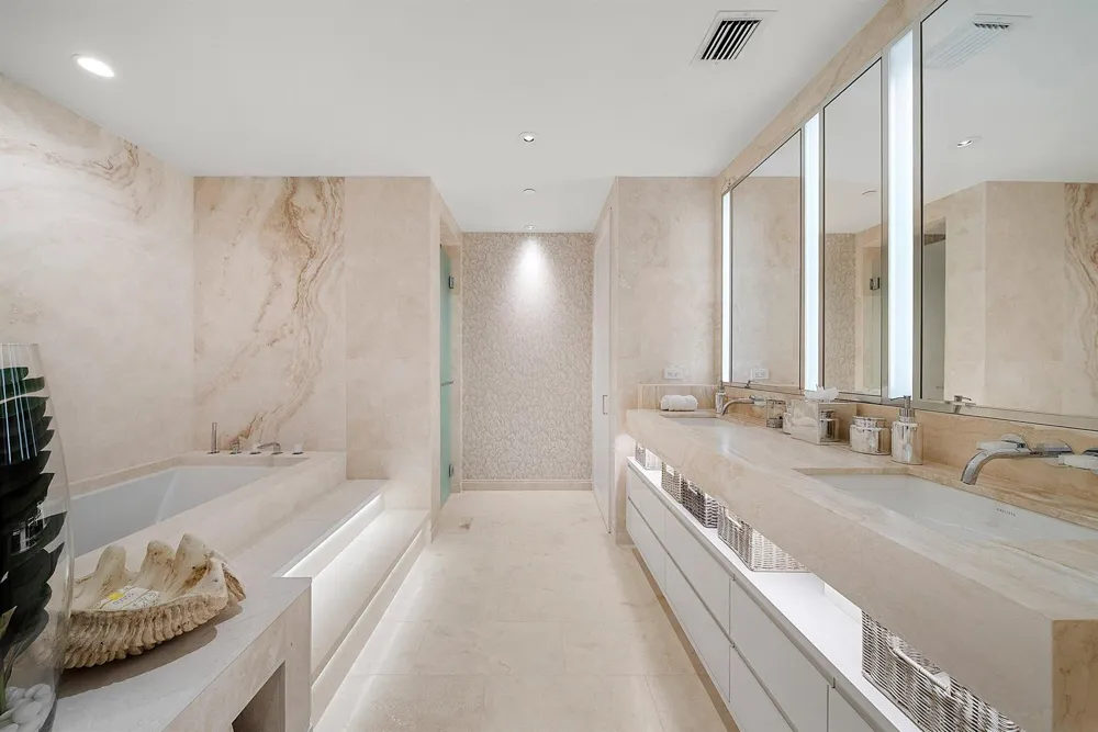 3550 S Ocean Boulevard #7c South Palm Beach, FL 33480
