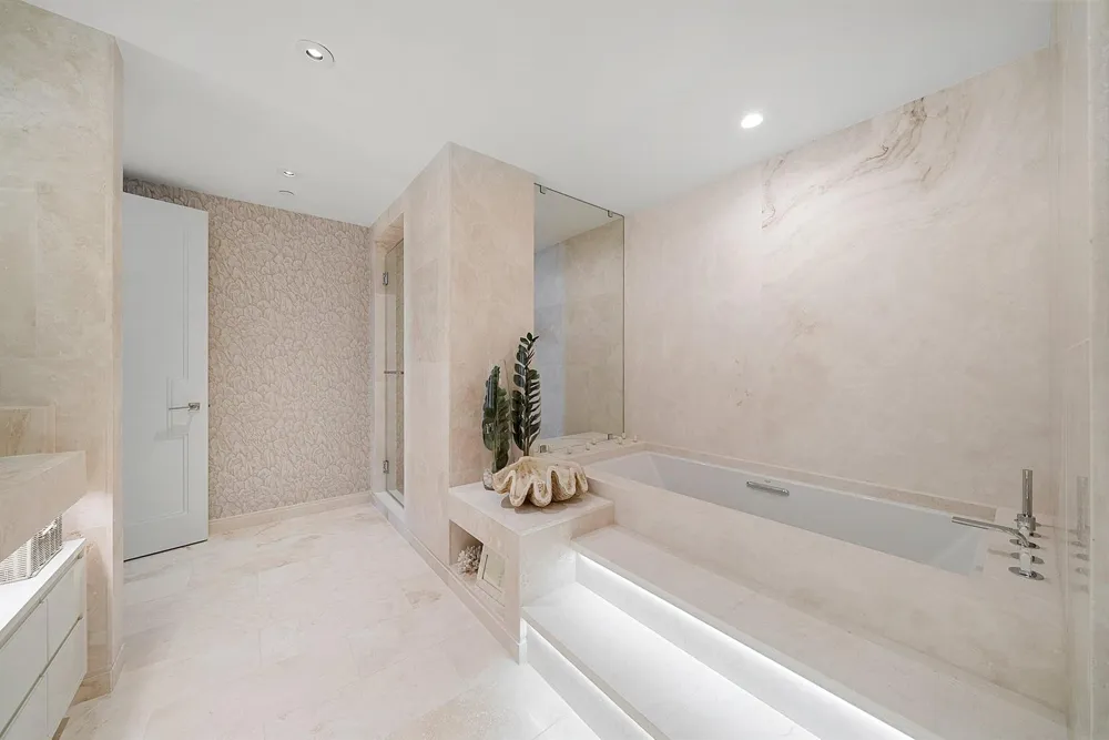 3550 S Ocean Boulevard #7c South Palm Beach, FL 33480
