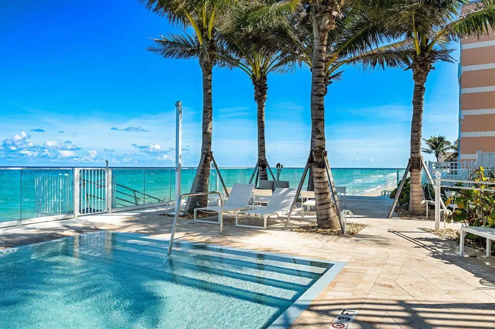 3550 S Ocean Boulevard #7c South Palm Beach, FL 33480