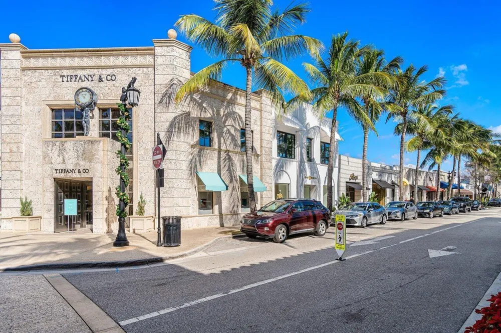 3550 S Ocean Boulevard #7c South Palm Beach, FL 33480