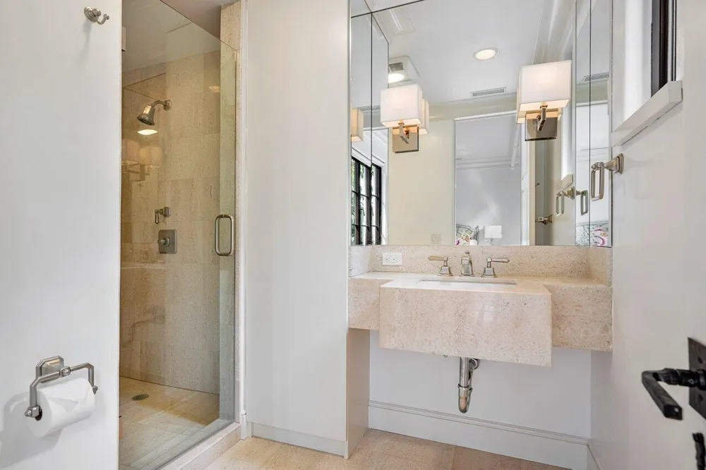 12 Lagomar Road Palm Beach, FL 33480
