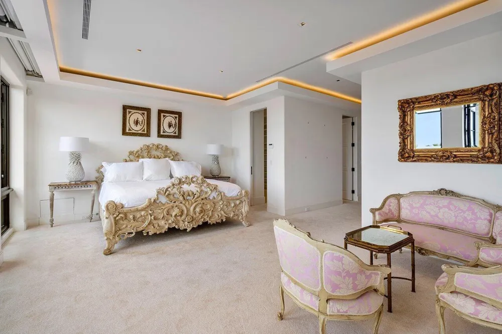 12 Lagomar Road Palm Beach, FL 33480