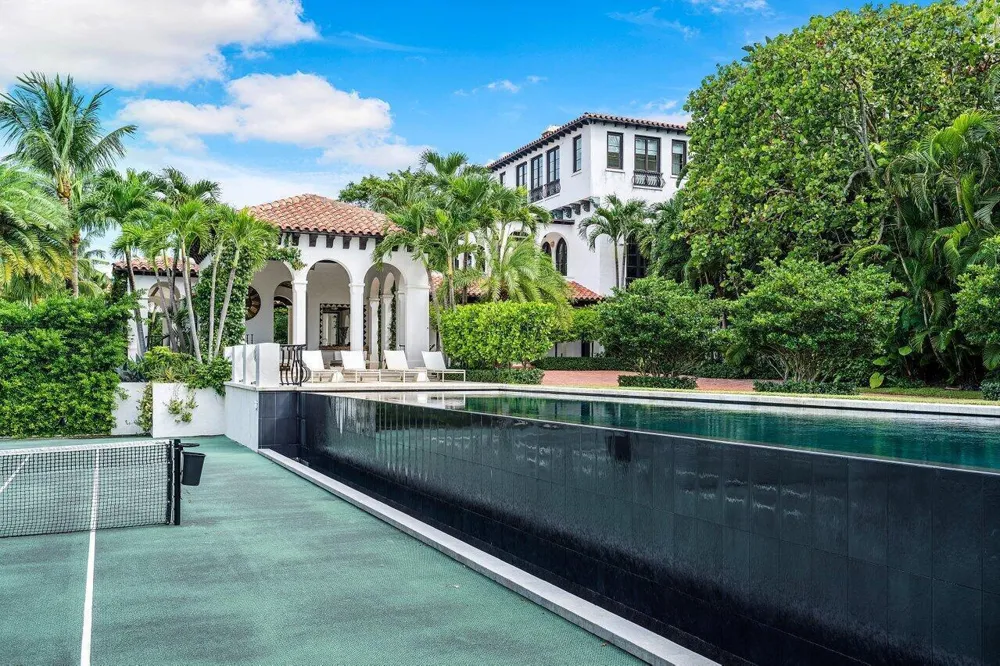 12 Lagomar Road Palm Beach, FL 33480