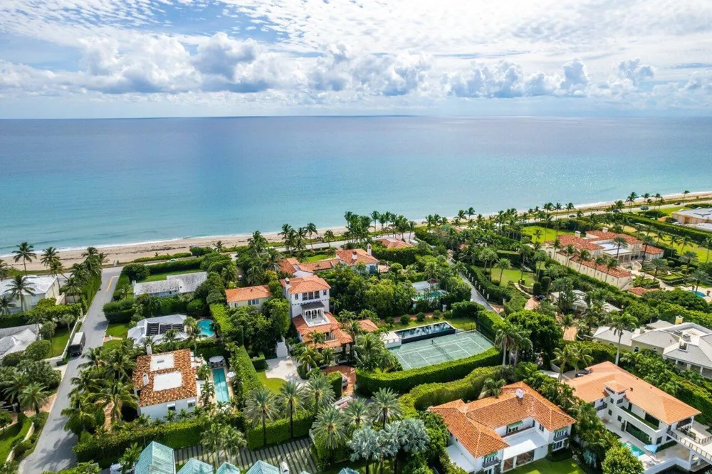 12 Lagomar Road Palm Beach, FL 33480