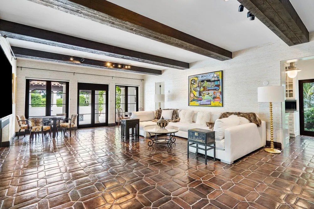 12 Lagomar Road Palm Beach, FL 33480