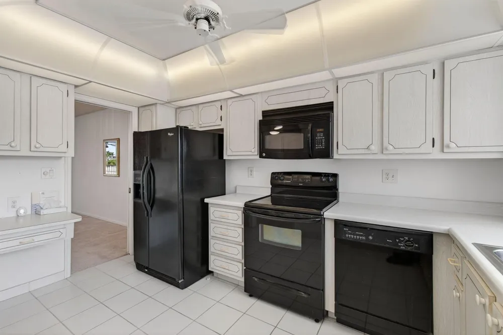 3300 S Ocean Boulevard #320-c Highland Beach, FL 33487