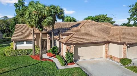 7147 Le Chalet Boulevard