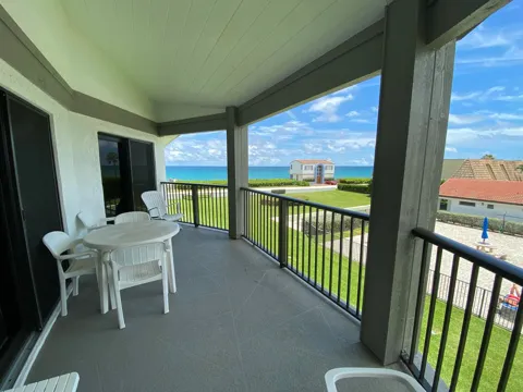 5801 Ocean Boulevard #208