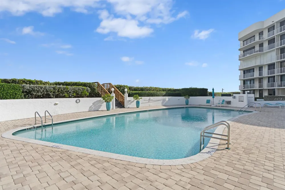 3360 S Ocean Boulevard #1dii Palm Beach, FL 33480