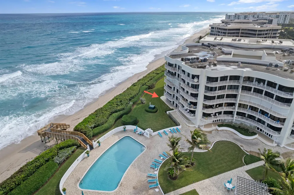 3360 S Ocean Boulevard #1dii Palm Beach, FL 33480