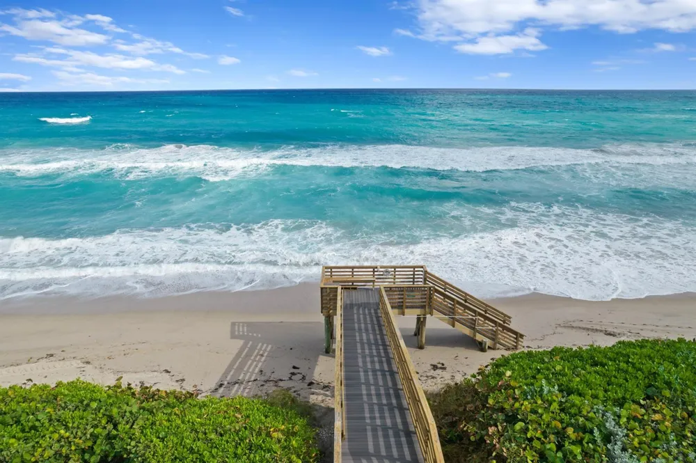 3360 S Ocean Boulevard #1dii Palm Beach, FL 33480