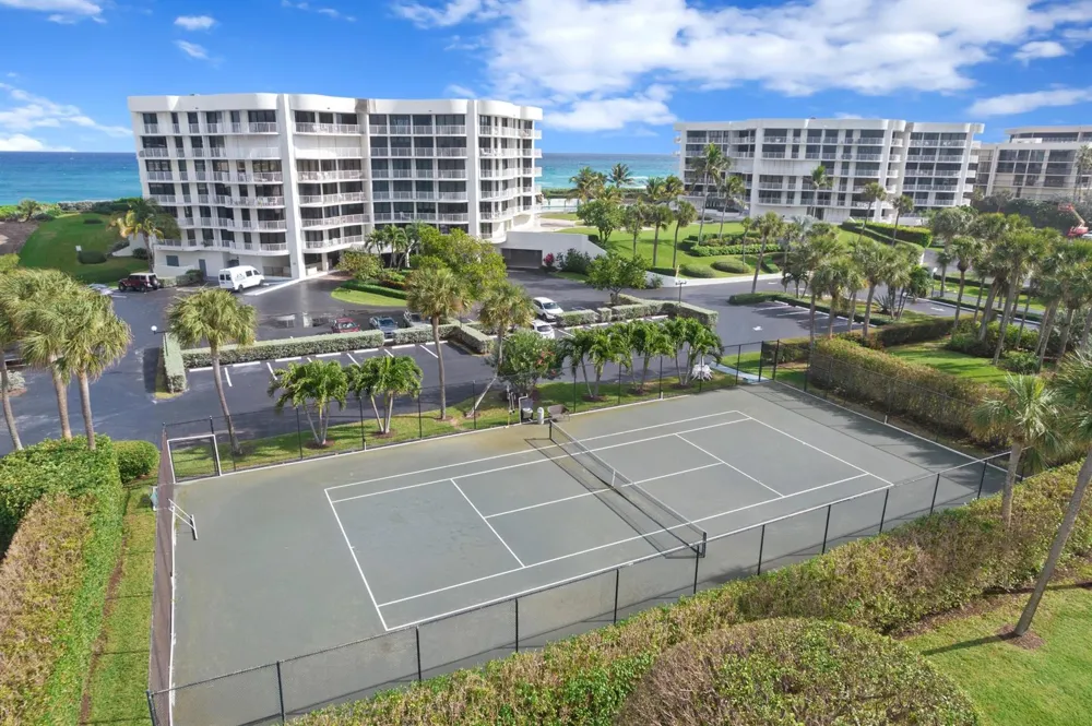 3360 S Ocean Boulevard #1dii Palm Beach, FL 33480
