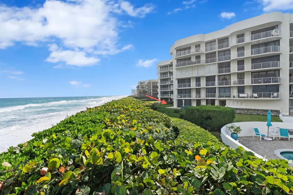 3360 S Ocean Boulevard #1dii Palm Beach, FL 33480