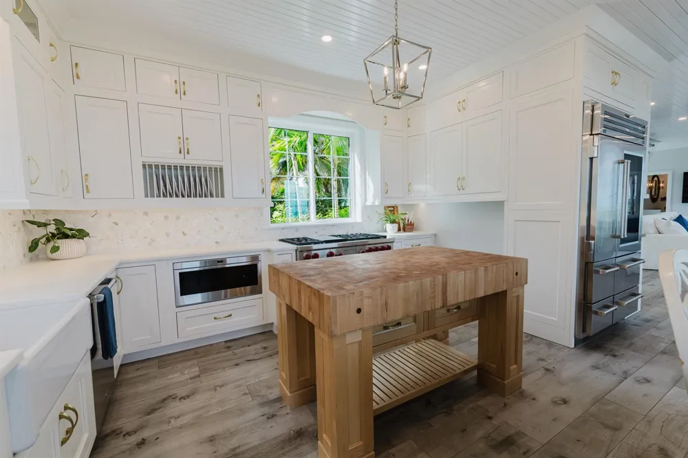 113 Beach Road Jupiter Island, FL 33455