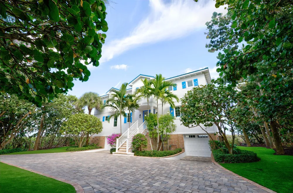 113 Beach Road Jupiter Island, FL 33455