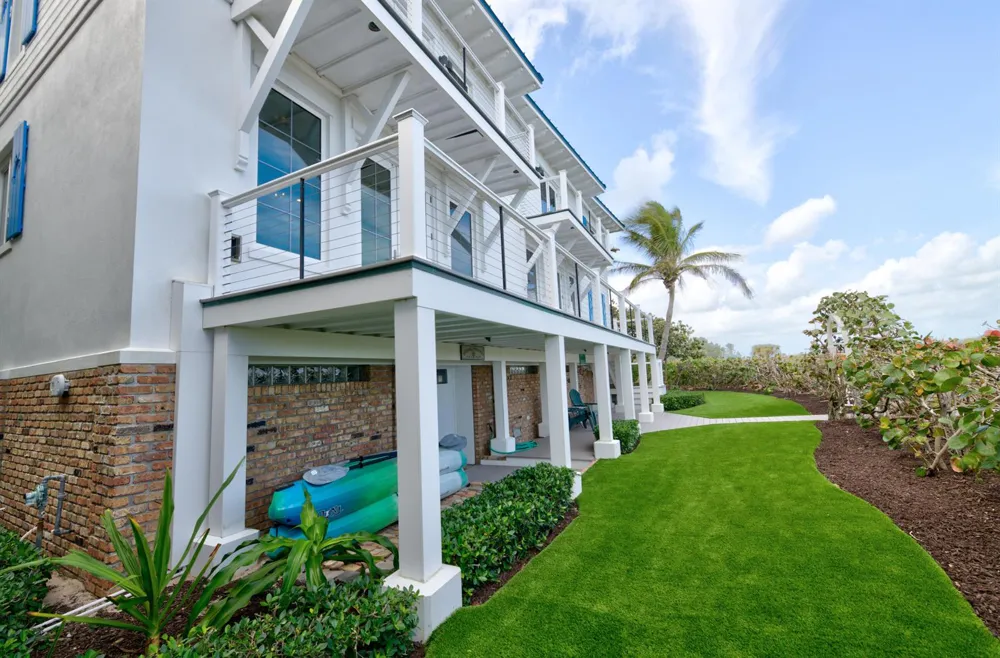113 Beach Road Jupiter Island, FL 33455