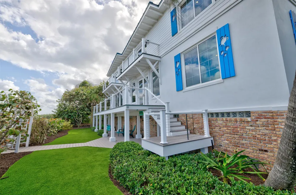 113 Beach Road Jupiter Island, FL 33455