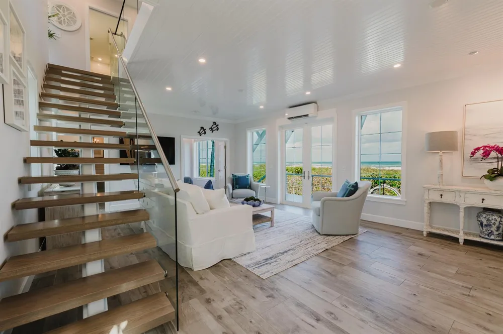 113 Beach Road Jupiter Island, FL 33455