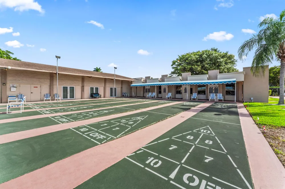 225 Bonnie Boulevard #302 Palm Springs, FL 33461