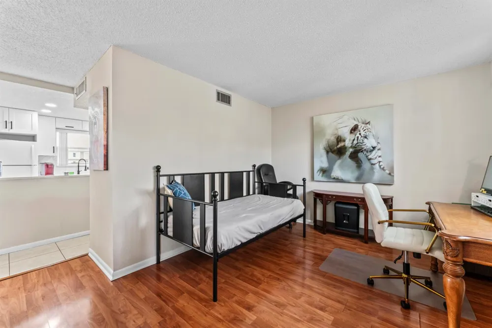 225 Bonnie Boulevard #302 Palm Springs, FL 33461