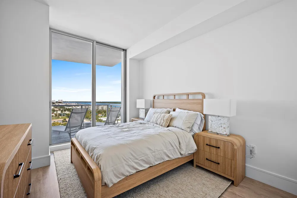 220 Lake Shore Drive #1413 Lake Park, FL 33403