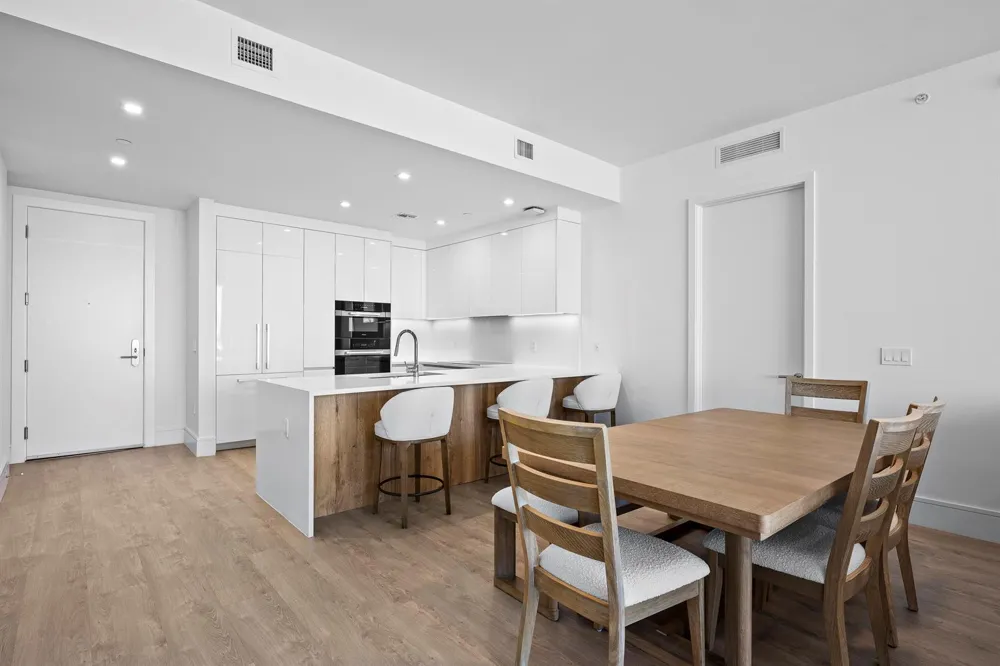 220 Lake Shore Drive #1413 Lake Park, FL 33403