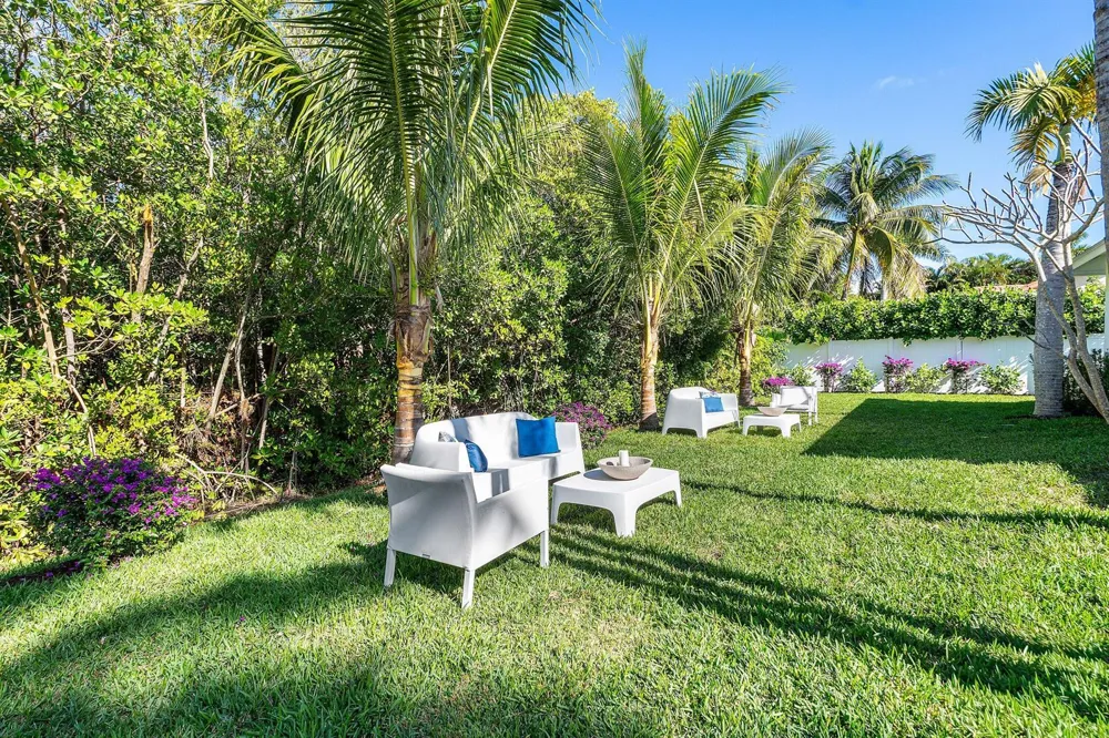 48 Harbour Drive Ocean Ridge, FL 33435