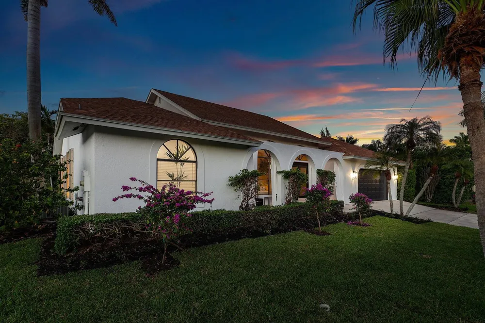 48 Harbour Drive Ocean Ridge, FL 33435