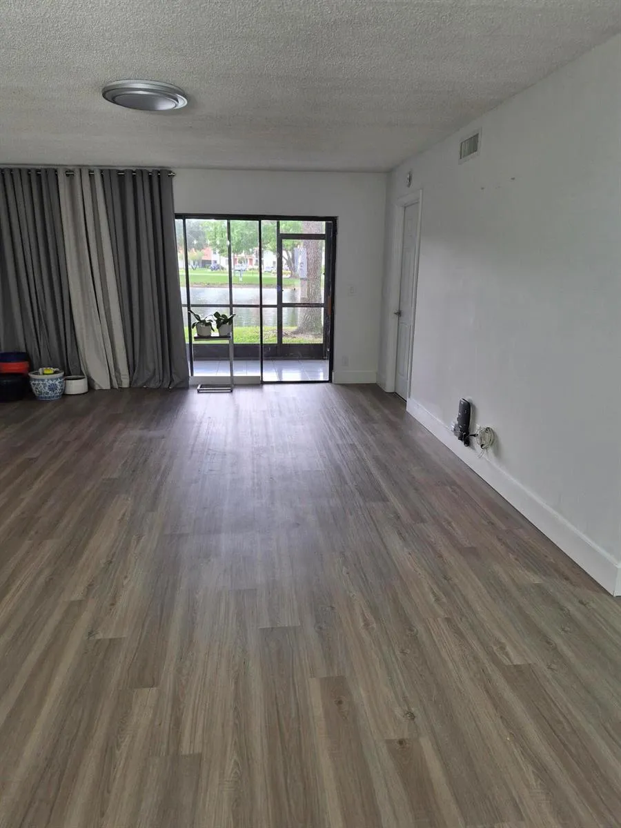 9717 Sills Drive E #102 Boynton Beach, FL 33437