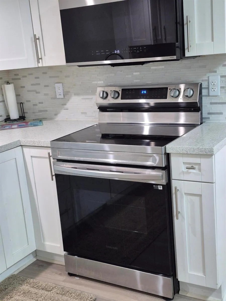 9717 Sills Drive E #102 Boynton Beach, FL 33437