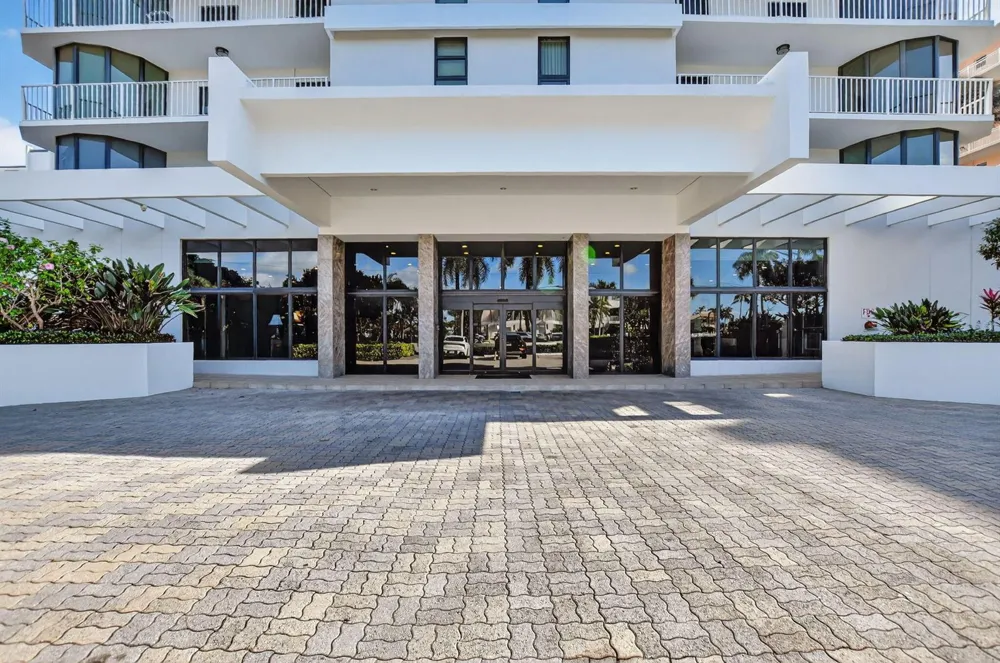 2917 S Ocean Boulevard #205 Highland Beach, FL 33487