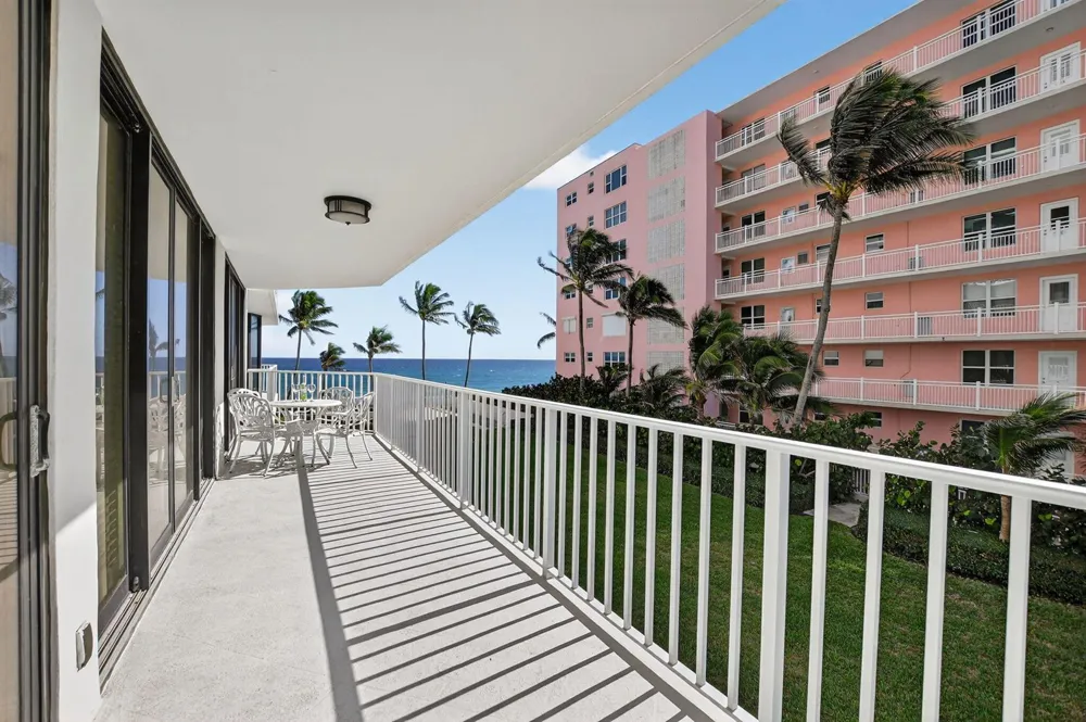 2917 S Ocean Boulevard #205 Highland Beach, FL 33487