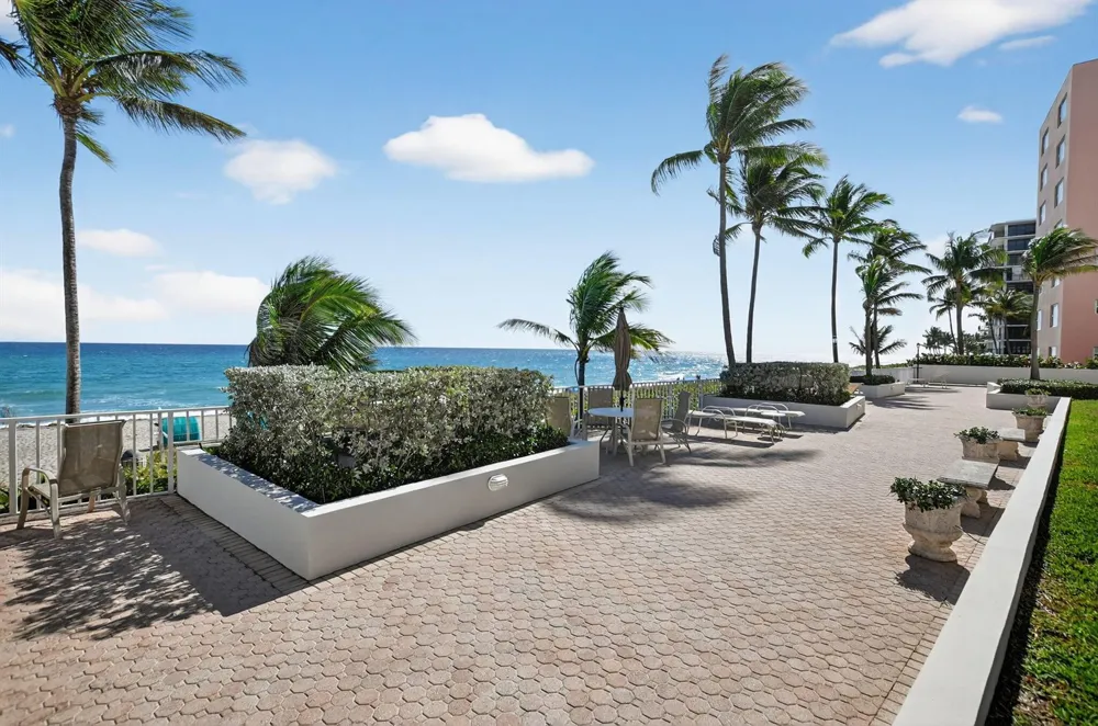 2917 S Ocean Boulevard #205 Highland Beach, FL 33487