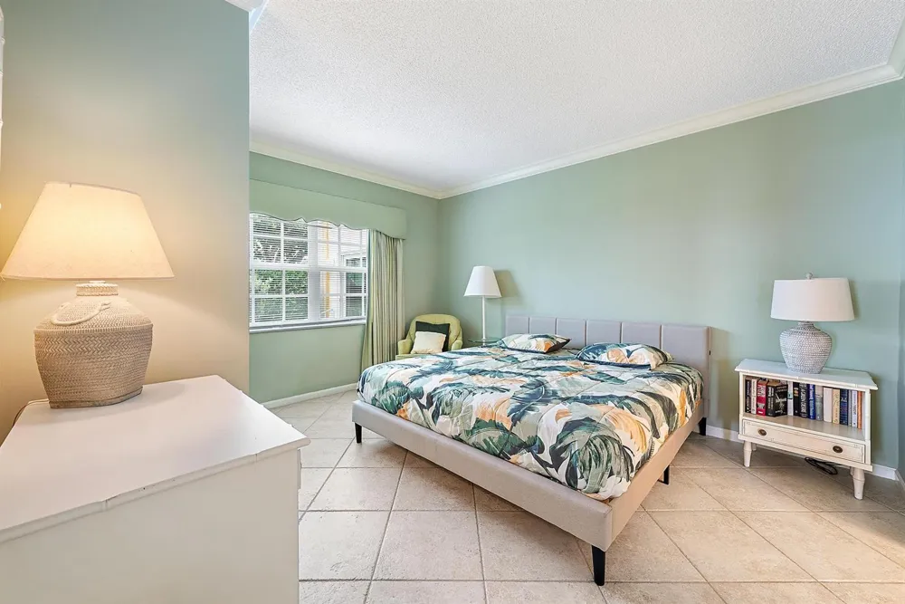 400 S Ocean Boulevard #103a Manalapan, FL 33462