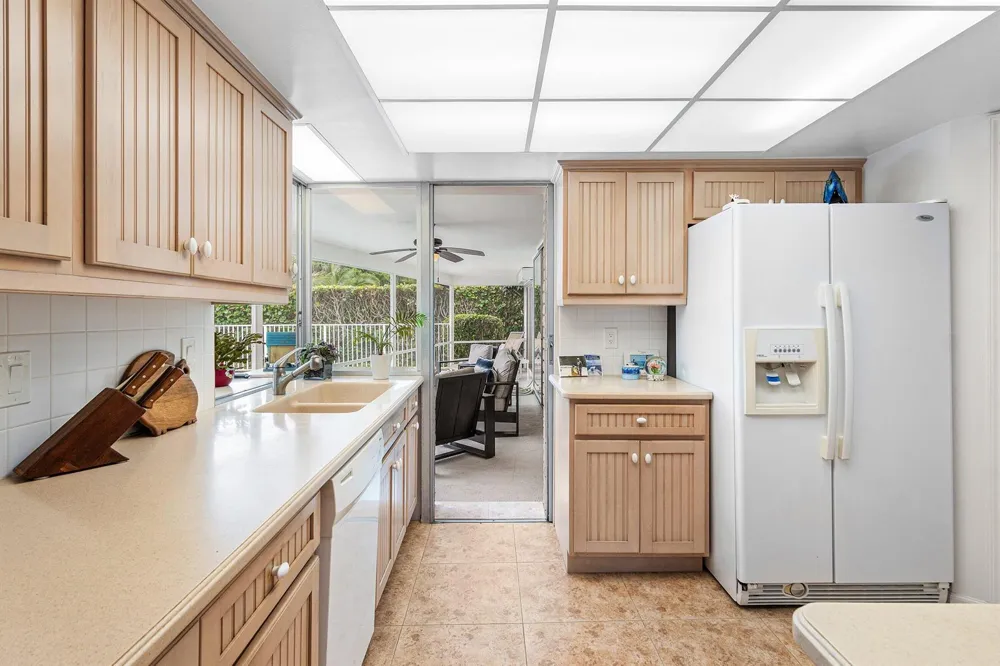 23 Sabal Island Drive Ocean Ridge, FL 33435