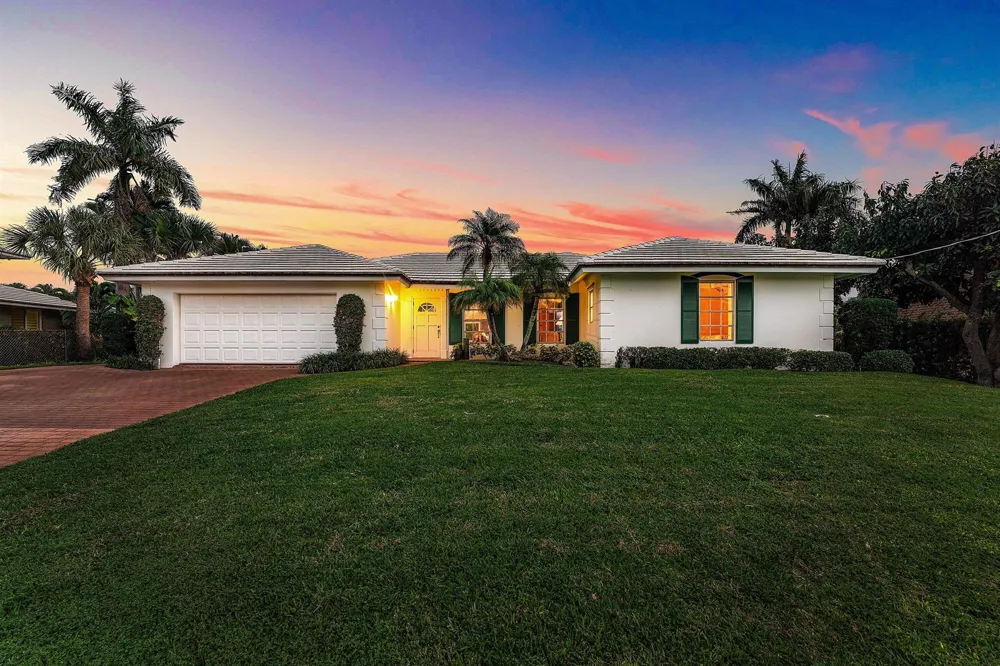 23 Sabal Island Drive Ocean Ridge, FL 33435